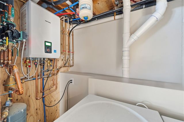 1935 Matunuck School House Road, South Kingstown, RI 02879