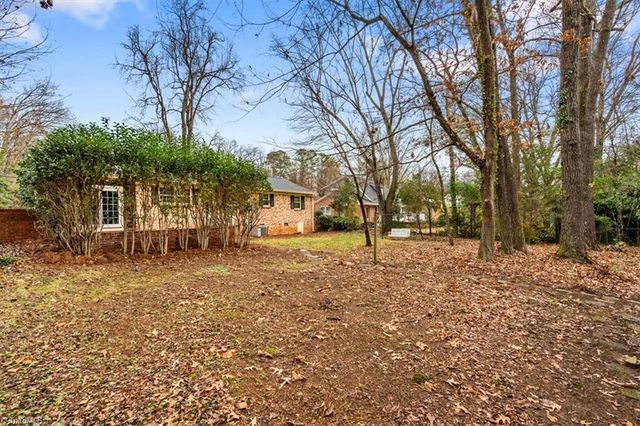 1609 Wilton Drive, Greensboro, NC 27408