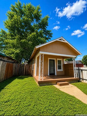 2216 SAN FERNANDO ST, San Antonio, TX 78207
