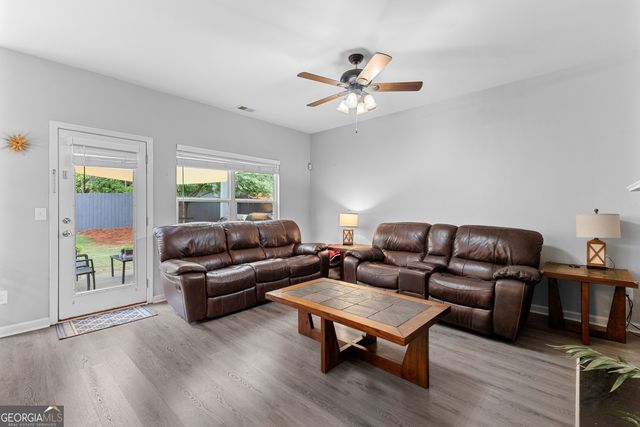 12 Seville Court, Newnan, GA 30263