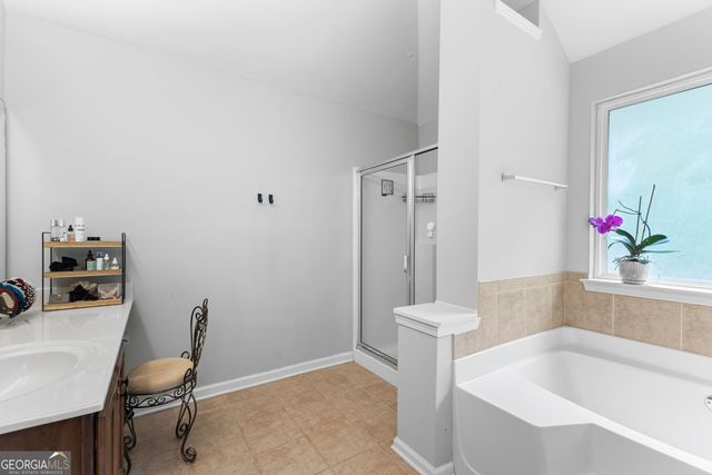 12 Seville Court, Newnan, GA 30263