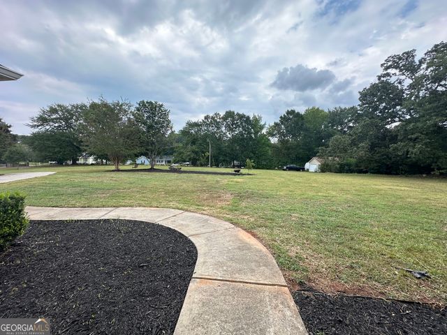 54 Whatley Road, Griffin, GA 30224