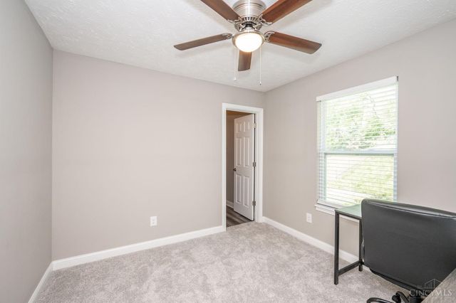 4216 Badgeley Circle, Cincinnati, OH 45223