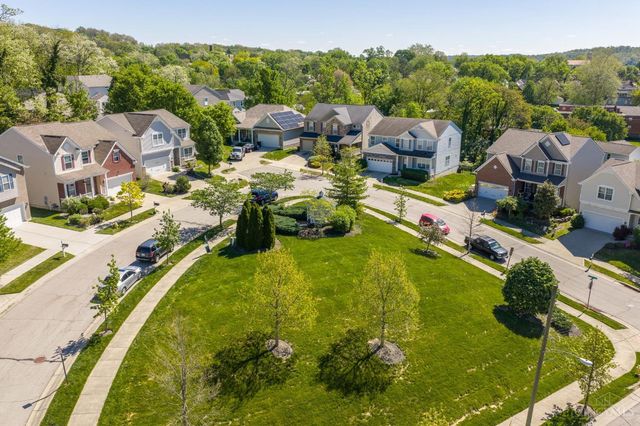 4216 Badgeley Circle, Cincinnati, OH 45223