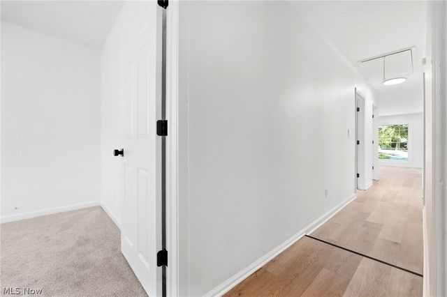 221 carnegie, Youngstown, OH 44515
