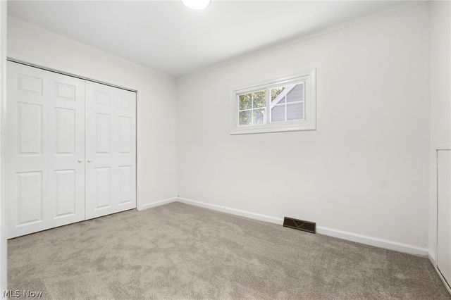 221 carnegie, Youngstown, OH 44515