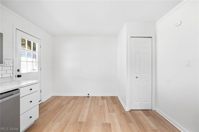 221 carnegie, Youngstown, OH 44515
