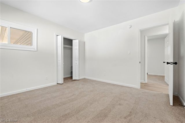 221 carnegie, Youngstown, OH 44515