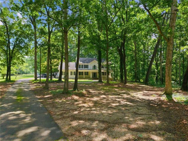 4715 Neese Commerce Road, Hull, GA 30646