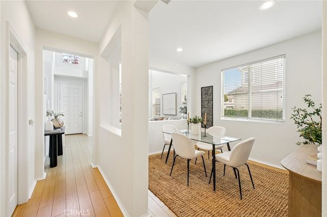 24150 View Pointe, Valencia, CA 91355