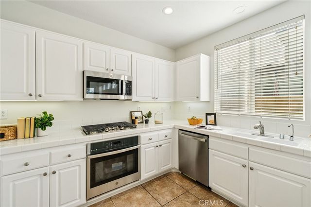 24150 View Pointe, Valencia, CA 91355