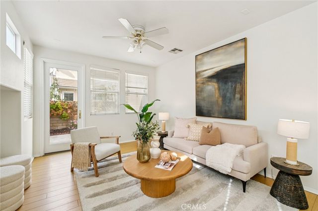 24150 View Pointe, Valencia, CA 91355