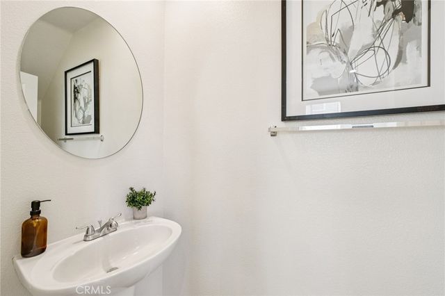 24150 View Pointe, Valencia, CA 91355