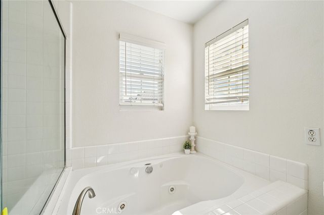 24150 View Pointe, Valencia, CA 91355