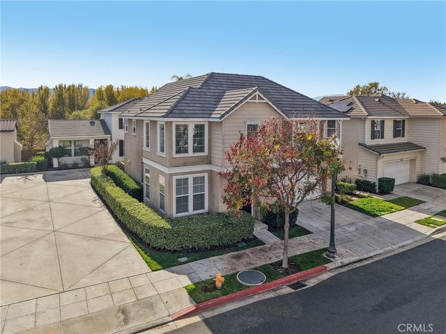 24150 View Pointe, Valencia, CA 91355