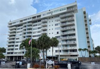 13155 Ixora Ct 310, North Miami, FL 33181