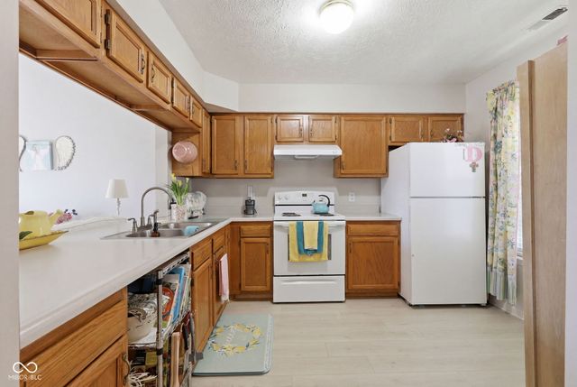 111 Woodberry Drive, Danville, IN 46122
