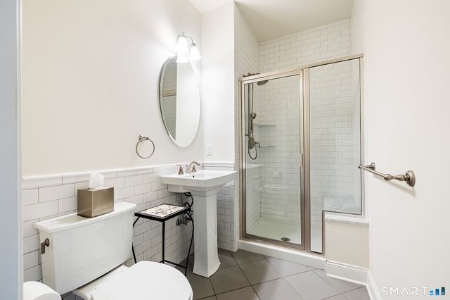 1 Wilderswood Way 1, Danbury, CT 06810