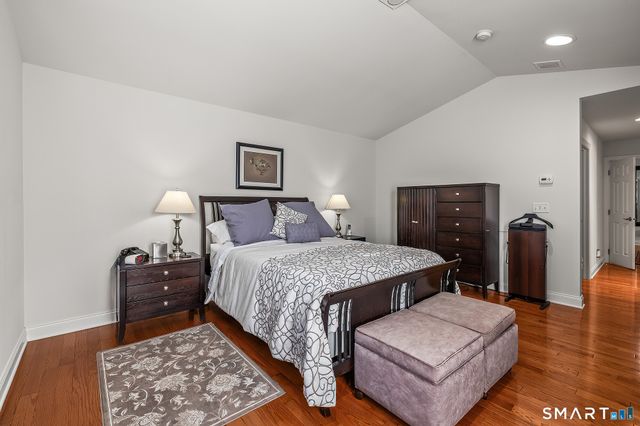 1 Wilderswood Way 1, Danbury, CT 06810