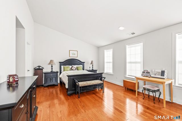 1 Wilderswood Way 1, Danbury, CT 06810