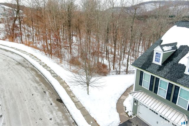 1 Wilderswood Way 1, Danbury, CT 06810