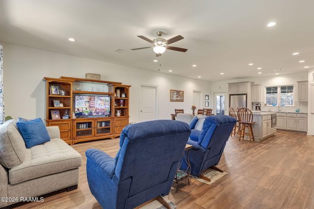 550 Longwood Drive, Opelousas, LA 70570