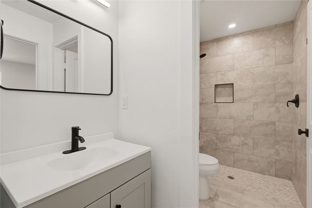 327 Boone, Alvarado, TX 76009
