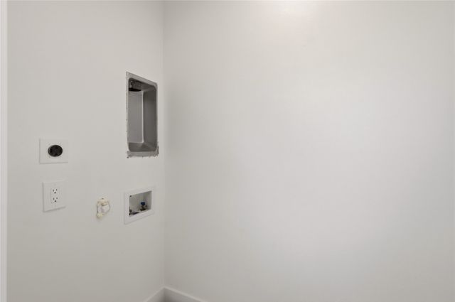 327 Boone, Alvarado, TX 76009
