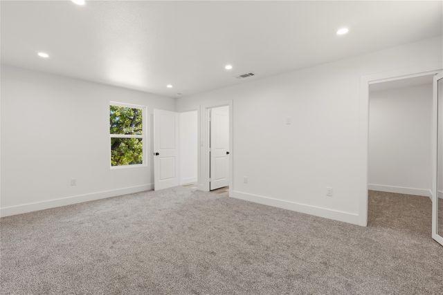 327 Boone, Alvarado, TX 76009