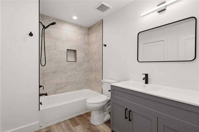 327 Boone, Alvarado, TX 76009