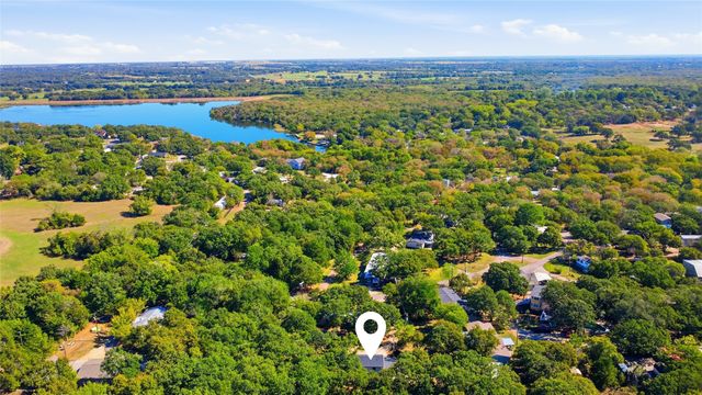 327 Boone, Alvarado, TX 76009