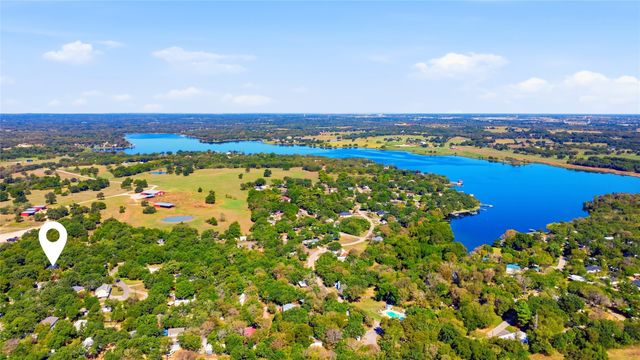 327 Boone, Alvarado, TX 76009