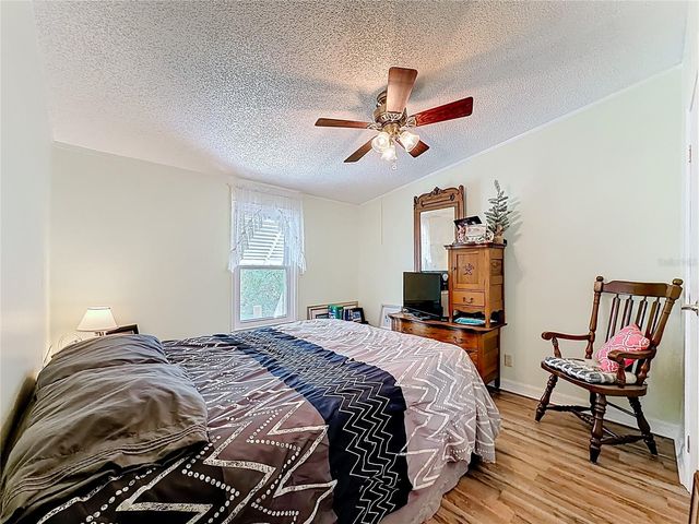 2523 KAREN DRIVE, Mount Dora, FL 32757