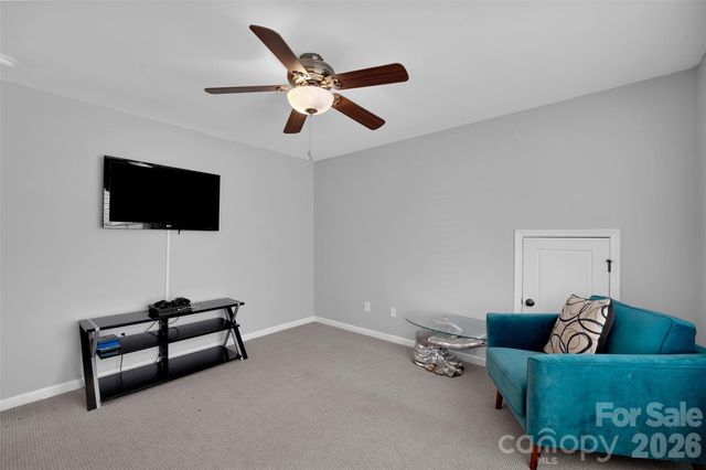 738 Lumber Lane, Charlotte, NC 28214