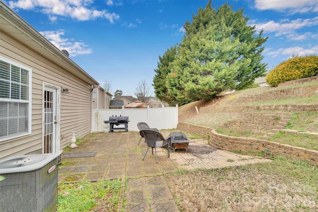 738 Lumber Lane, Charlotte, NC 28214