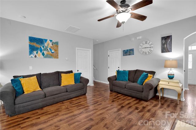 738 Lumber Lane, Charlotte, NC 28214