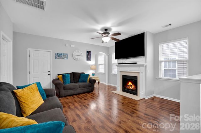 738 Lumber Lane, Charlotte, NC 28214