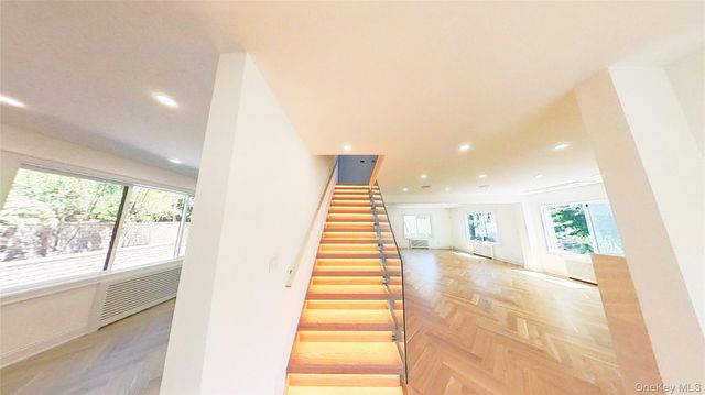 49-32 Annadale Lane, Little Neck, NY 11362
