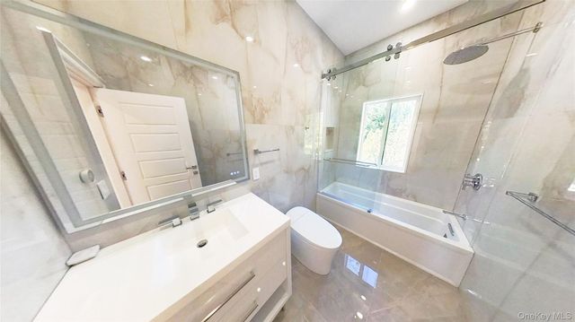 49-32 Annadale Lane, Little Neck, NY 11362
