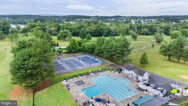 2060 GOLF DR, Culpeper, VA 22701