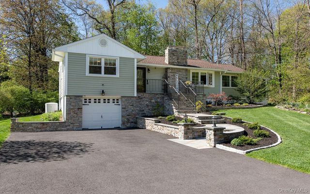 12 Pine Hill Drive, Wappingers Falls, NY 12590