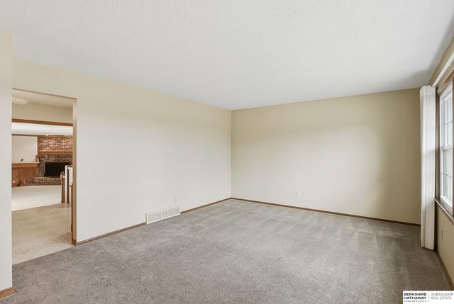 5418 N 93 Avenue, Omaha, NE 68134