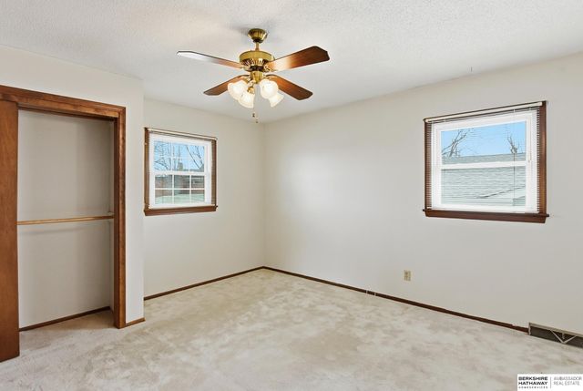 5418 N 93 Avenue, Omaha, NE 68134