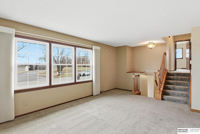 5418 N 93 Avenue, Omaha, NE 68134