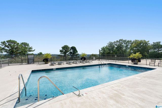 1200 Beacon Pkwy E Apt 704, Birmingham, AL 35209