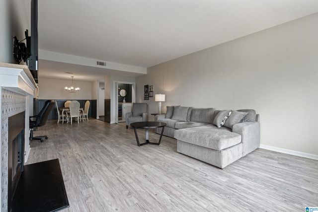 1200 Beacon Pkwy E Apt 704, Birmingham, AL 35209