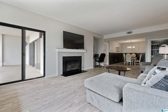 1200 Beacon Pkwy E Apt 704, Birmingham, AL 35209