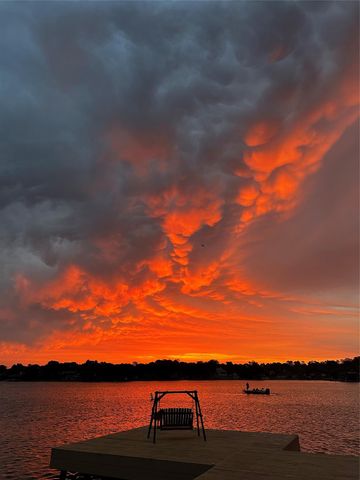 11 Villas Ways Drive, Conroe, TX 77356