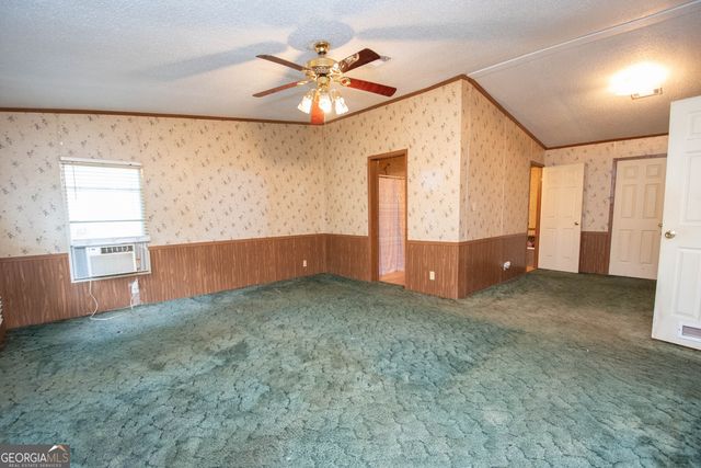 345 Robert Taylor Road, Lagrange, GA 30240