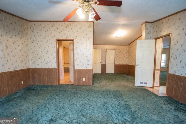 345 Robert Taylor Road, Lagrange, GA 30240